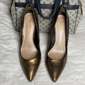 Charles, by charles david size 7 1.2 stiletto pumps, metallic gold/bronze.
